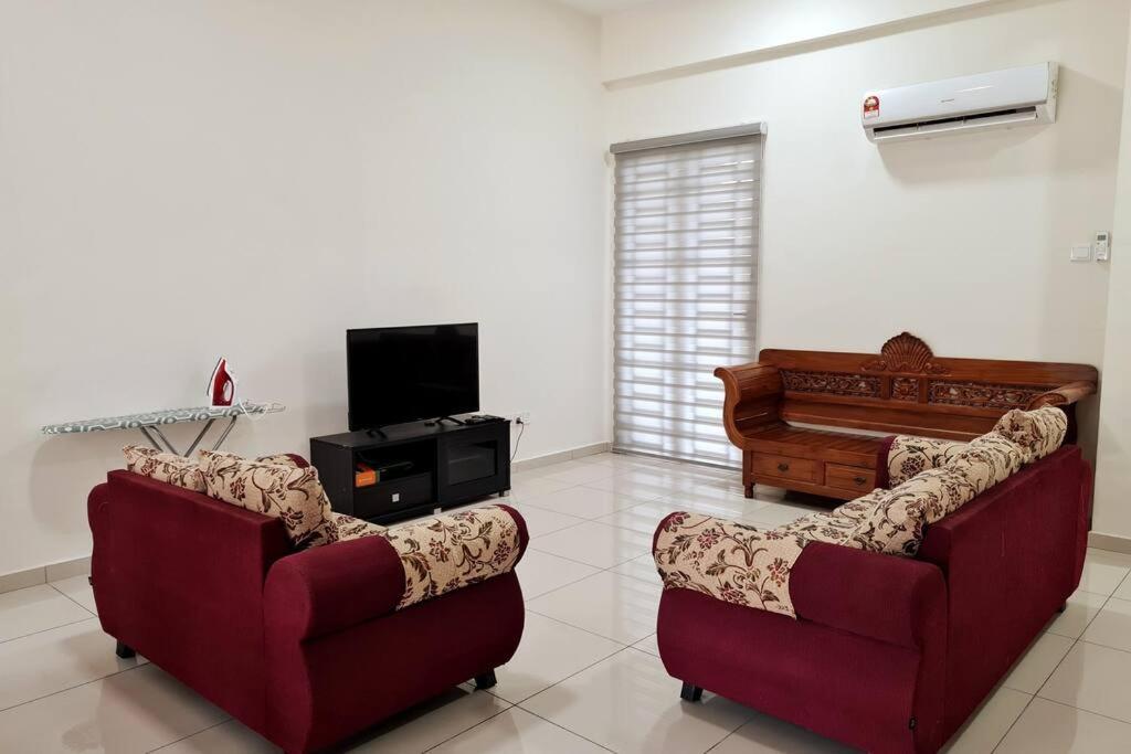 3Storey House 13Pax Family Suite Bayan Lepas Εξωτερικό φωτογραφία