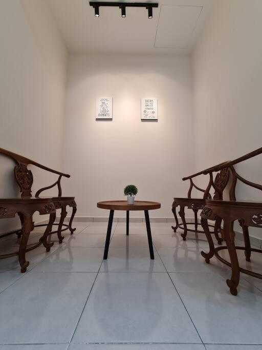 3Storey House 13Pax Family Suite Bayan Lepas Εξωτερικό φωτογραφία