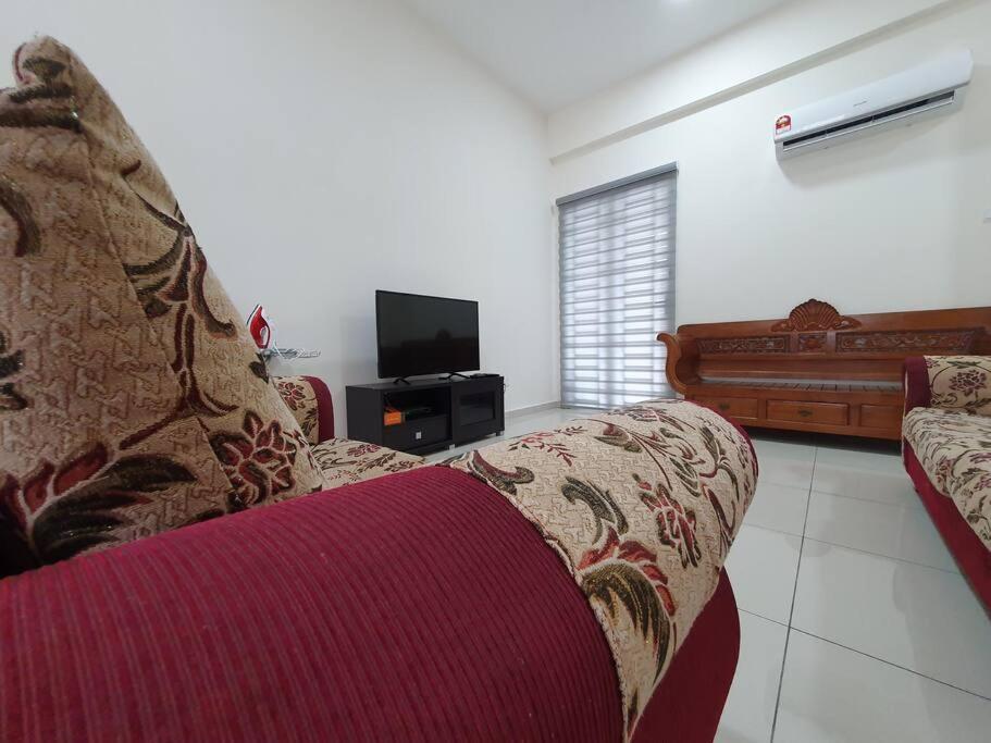 3Storey House 13Pax Family Suite Bayan Lepas Εξωτερικό φωτογραφία