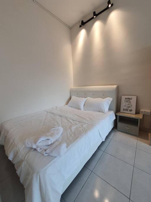 3Storey House 13Pax Family Suite Bayan Lepas Εξωτερικό φωτογραφία